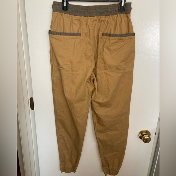 Unbranded, from Amazon, Women's Size M, Pull on Jogger Style Pants - Picture 2 of 9